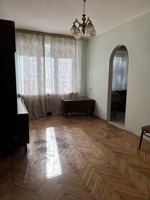 Продам квартиру на Никах.ул.Олександра Бринжали 58.(раніше Тешебаєва)