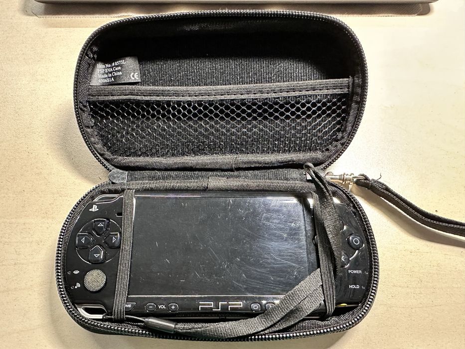 Консоль Sony Psp 2004 + гра GTA