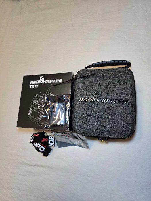 Radiomaster TX12 ERLS 2.4 Новий ES900TX 915 Кейс приймач акуми