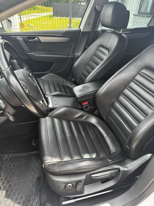 Volkswagen Passat 2.0  Highline 177 KM