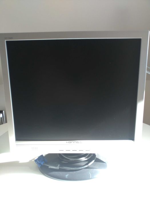 Monitor for computer tower or laptop64586494726915120