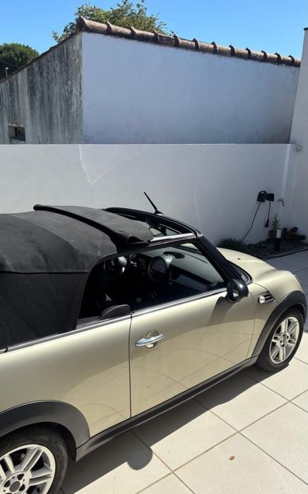 Mini Cabrio Cooper D495934113946675203