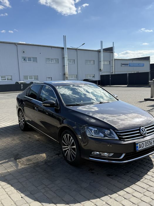 Volkwagen Passat B7.  1,4 бензин