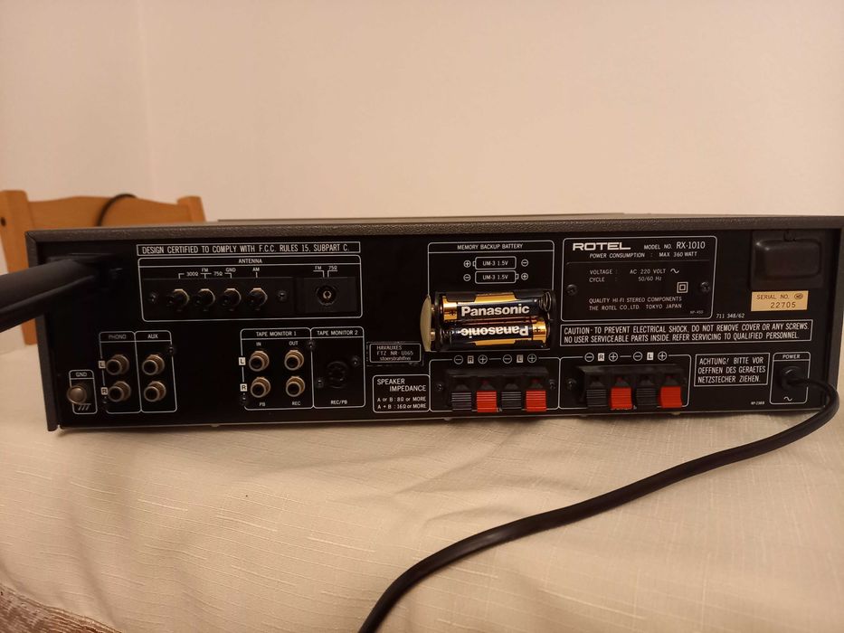 Amplituner ROTEL RX-1010