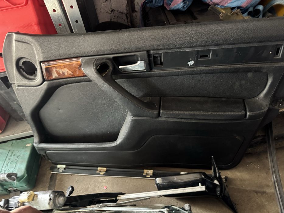 Boczki full skóra BMW E32 750iL long roletki rarytas