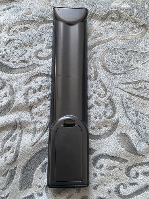 Pilot do telewizora Haier