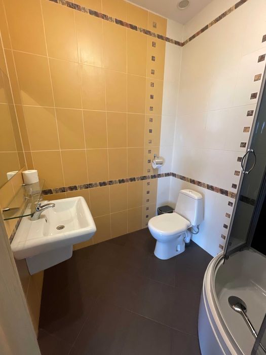 Будинок 450м2 біля печерської школи