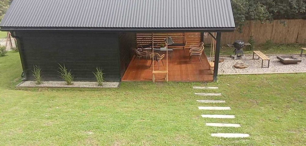 Domek w dolinie .kolo Krynicy zdrój