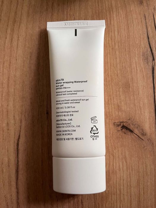 Skin 79 waterproof sun gel uv