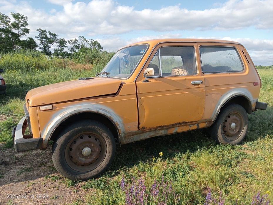 Срочно  продам Ниву 2121