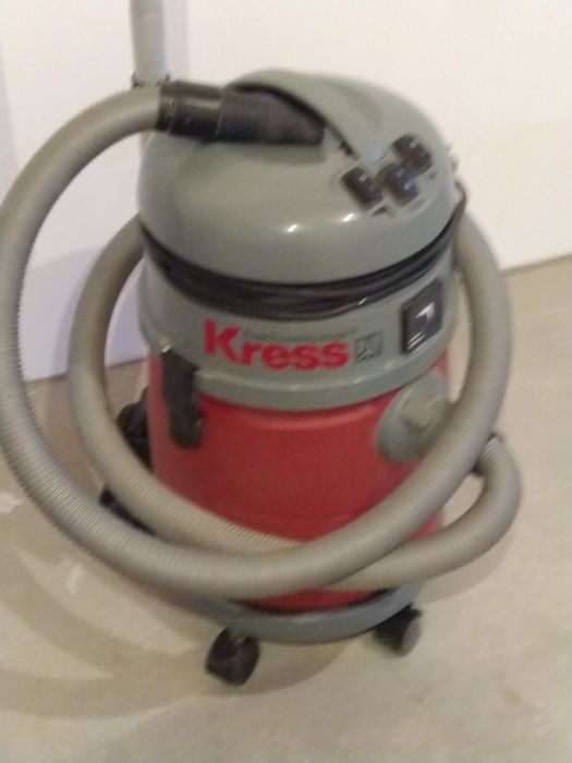 Пылесос KRESS б/у 30л