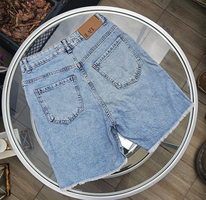 Stylowe Szorty Jeansowe Answear.LAB – Rozmiar M / 38