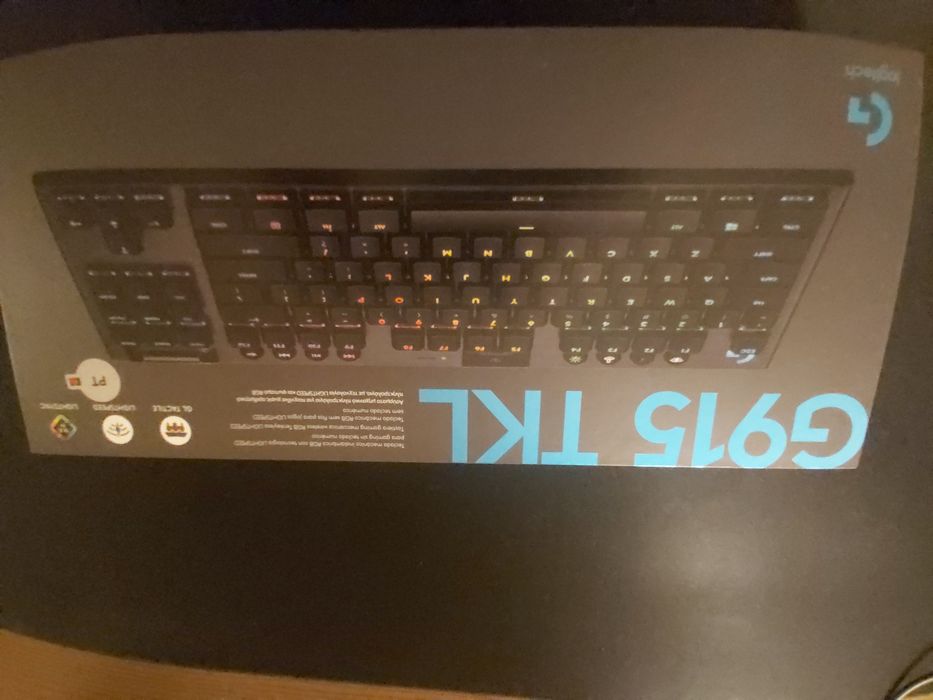 Teclado Logitech G915 TKL