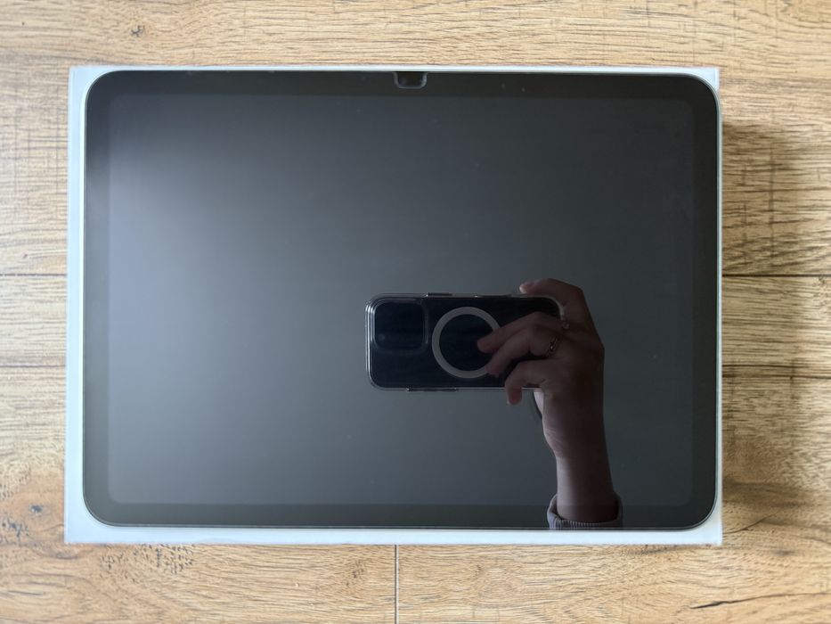 iPad 10 gen 2022 64 GB srebrny