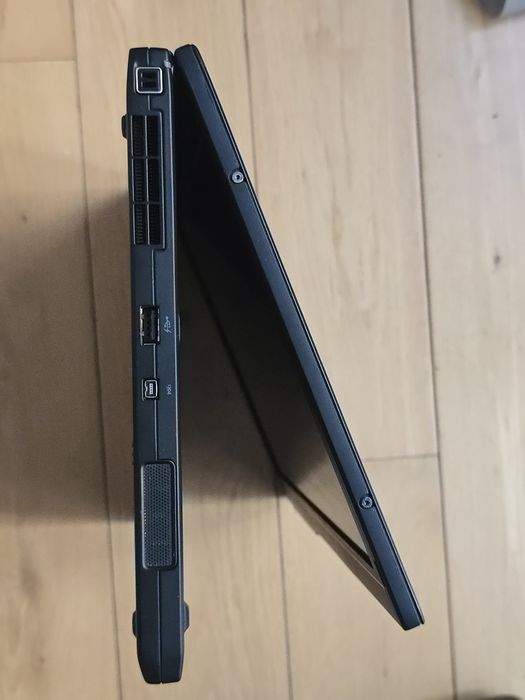 Laptop Dell Latitude XT2 tablet + stacja bazowa