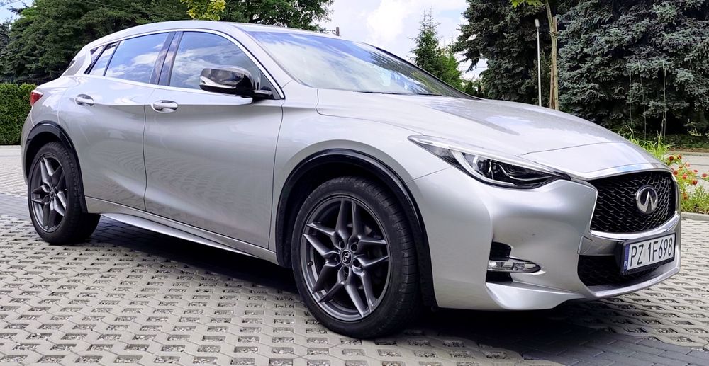 Infiniti q30 S PREMIUM salon POLSKA 85tyś.PRZEBIEGU Bezwypadek SUPER STAN