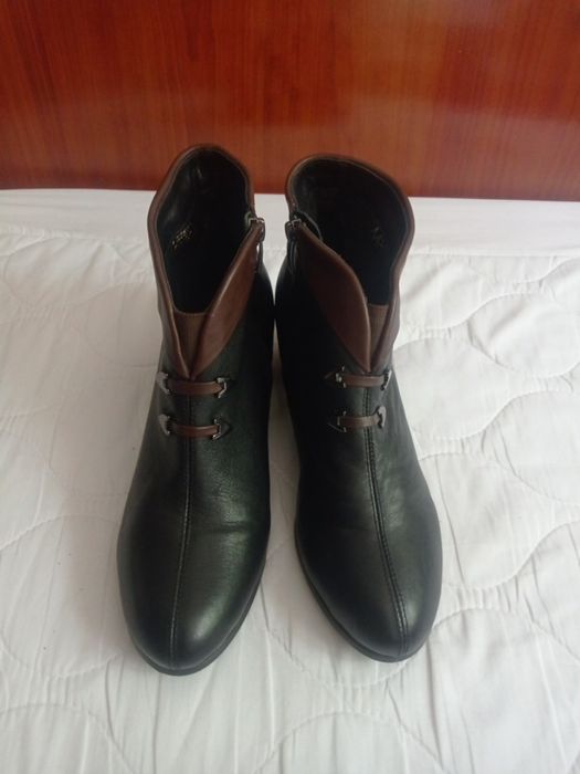 Ботинки женские из качественной кожи бренд Lavorazione Artigianale