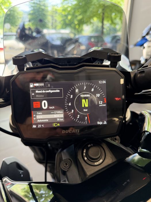 Ducati Diavel V4