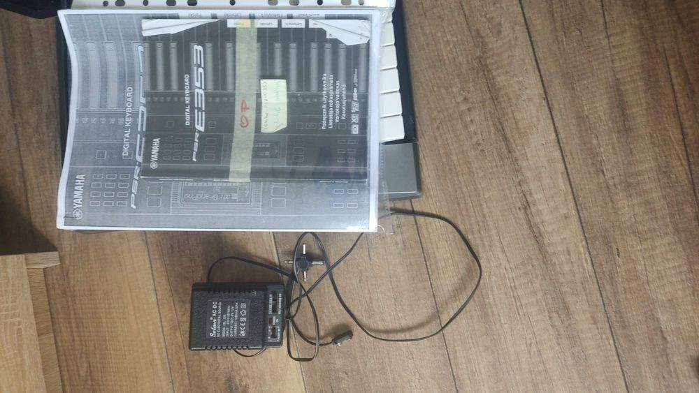 Keyboard Yamaha PSR-E353