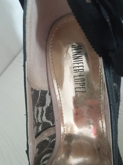 Туфли с открытым носком