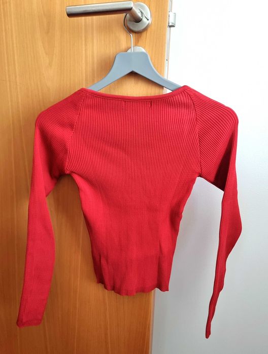 Camisola vermelha com decote Primark, tamanho 2XS