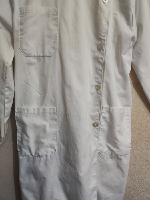 Bata médica ou escolar em algodão