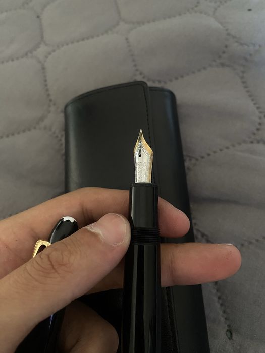 Caneta Tinteiro Montblanc Meisterstück Classique 145 – Ouro 14K Bicolor (Escrita F)