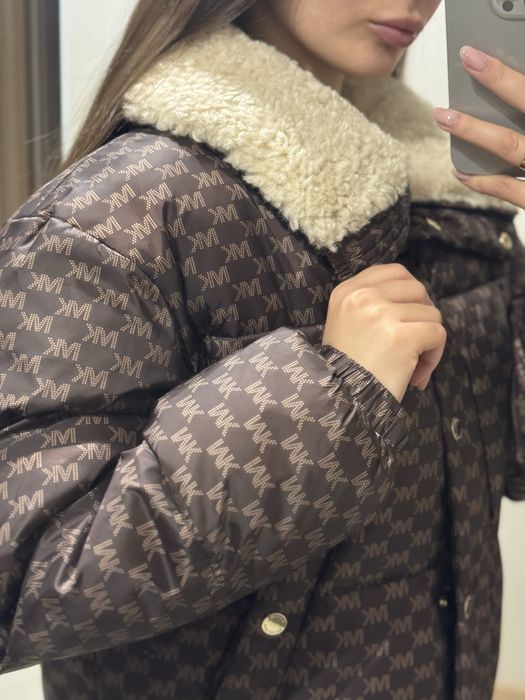 Куртка Michael Kors розмір М.