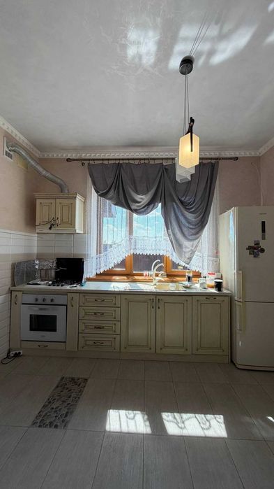 Продаж готового будинку з ремонтом