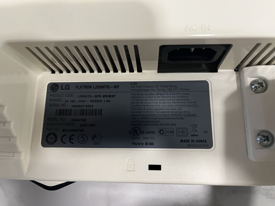 LG Flatron L206WTQ-WF 20