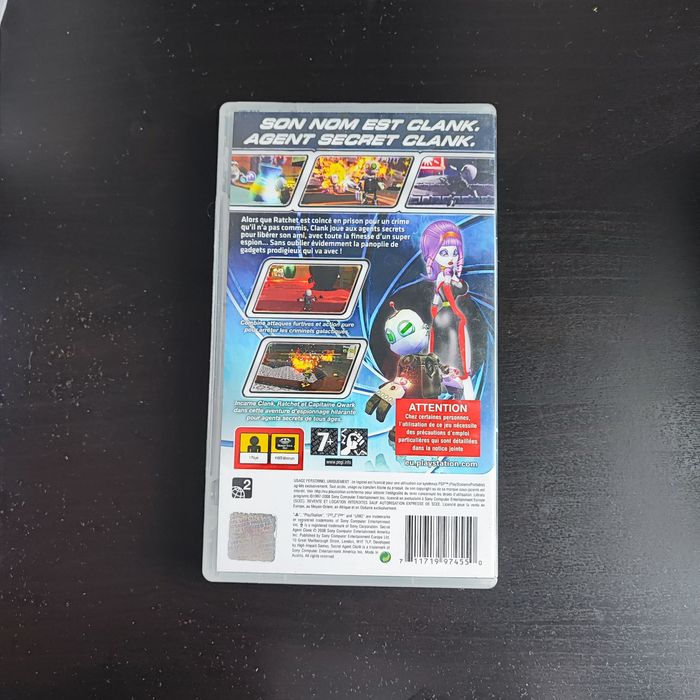 Jogo PSP Secret Agent Clank - PlayStation Portable