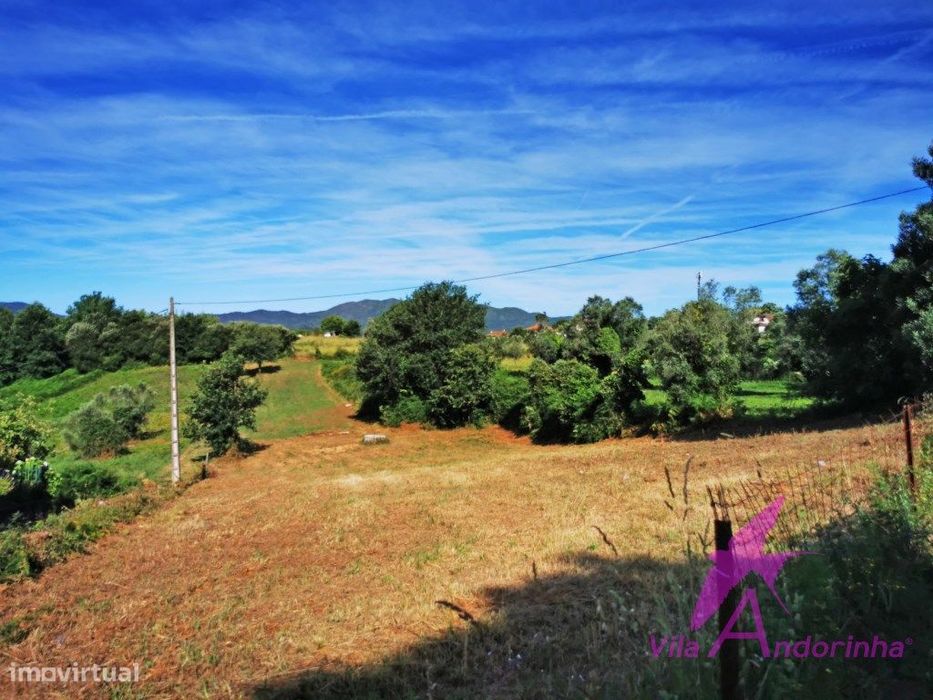 Terreno para Construção com 1.224m² em Lanheses com Projeto Aprovado