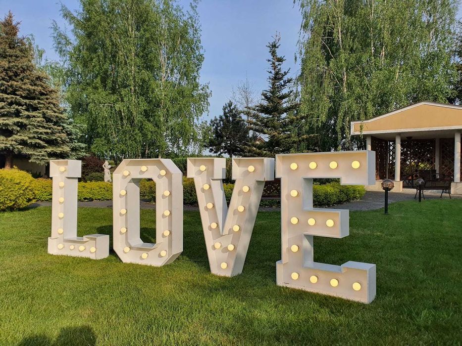 Samochód do ślubu AUDI S7 Love MrMrs Drink bar Pokaz iskier Ciężki dym