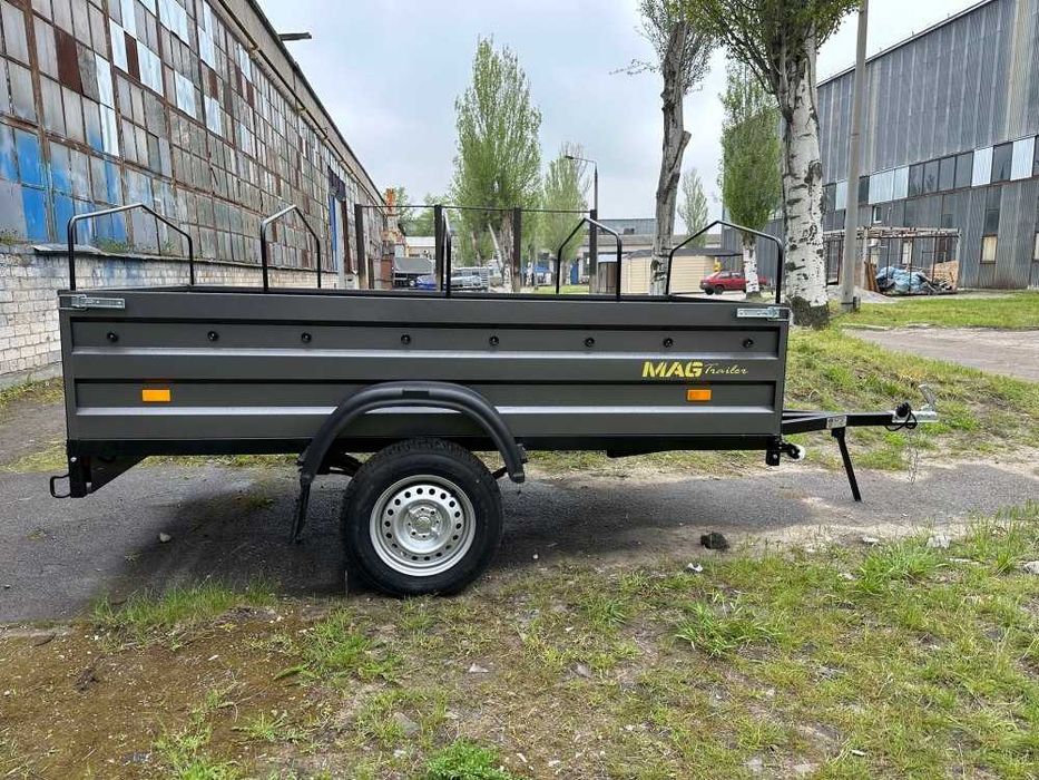 Продам бортовой прицеп
