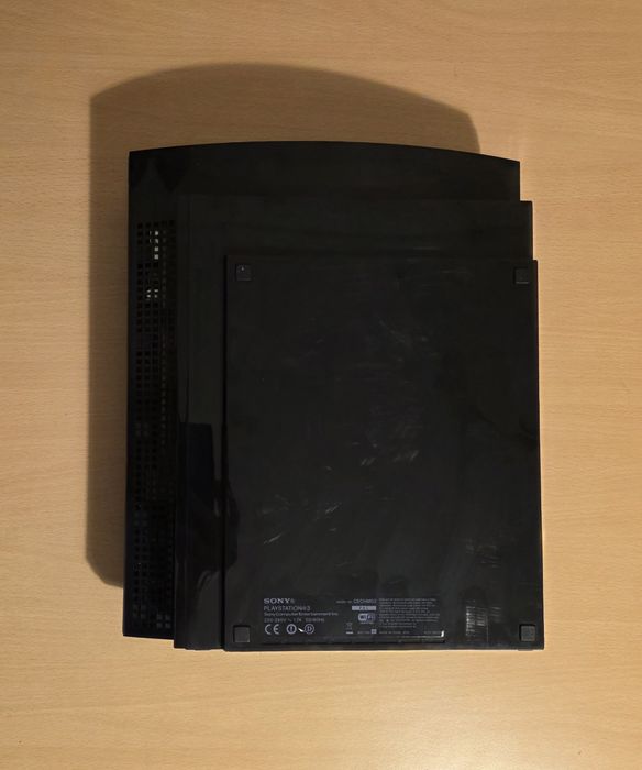 Playstation 3 Fat 80gb + Comando + Jogo