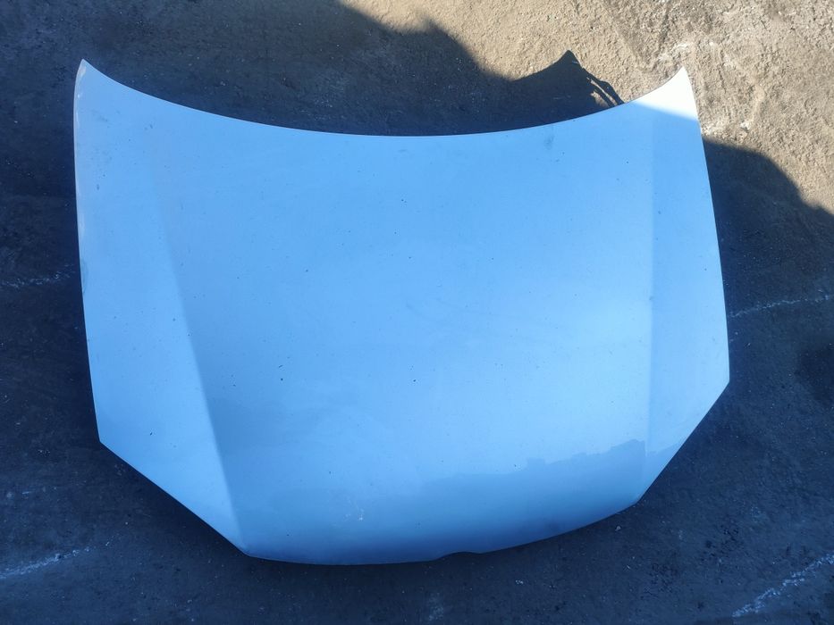 Volkswagen Golf 5 V maska przód srebrna LA7W