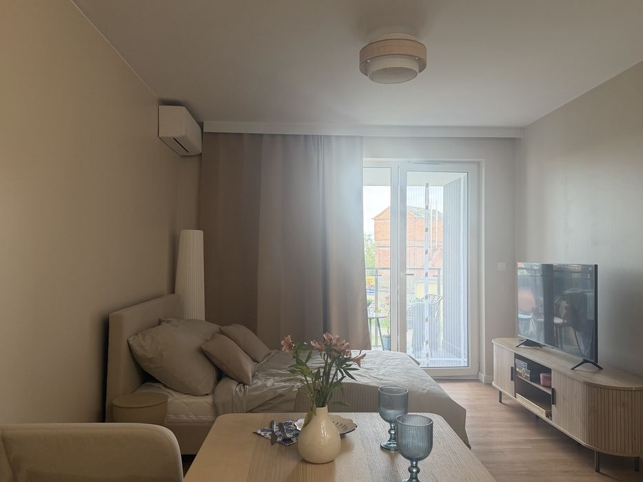 Apartament z widokiem na jezioro wolny wrzesień