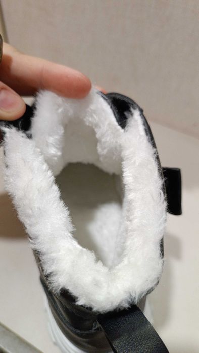 Зимние кроссовки 40-41р.