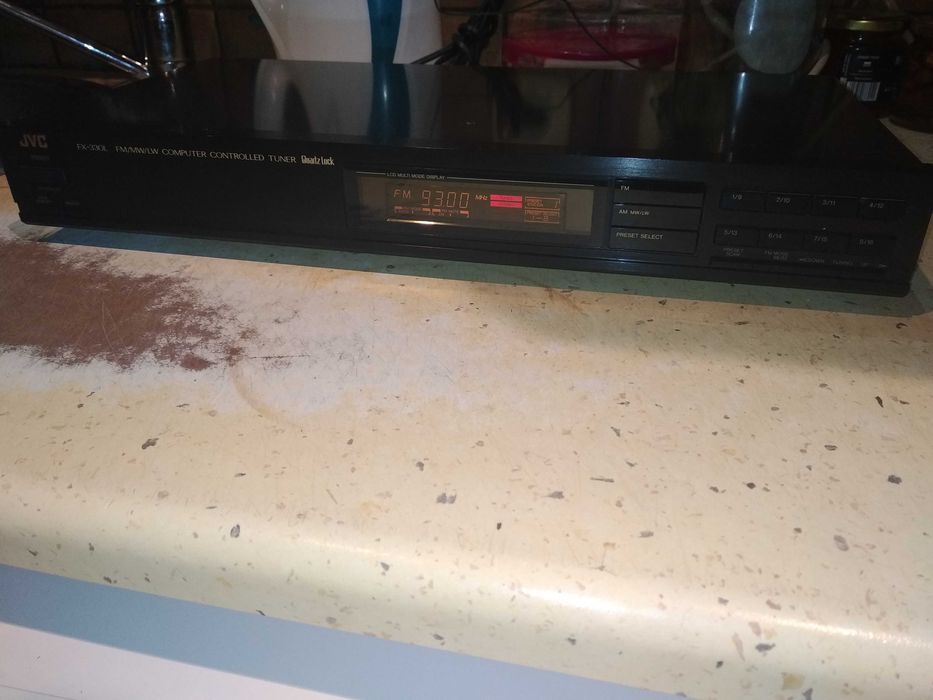 Sprzedam tuner JVC fx330l