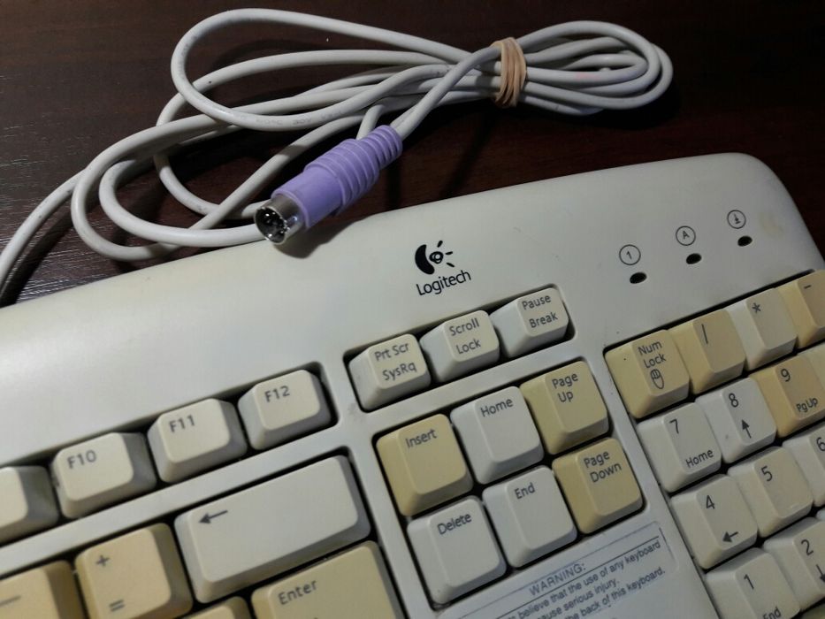 Клавіатура Logitech