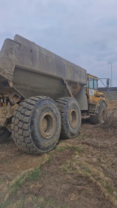 Wozidło Volvo BM