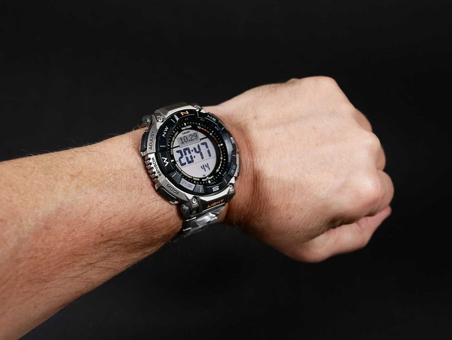 С компасом Casio PRG-340T-7 Titanium ProTrek