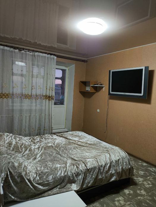 Подобово 2кімнатна .Філармонія(центр)