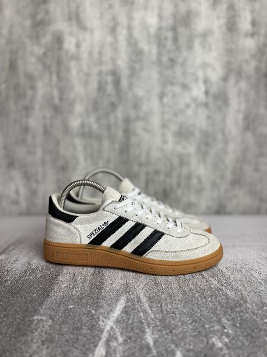 Кросівки жіночі HANDBALL SPEZIAL 36(22.5)