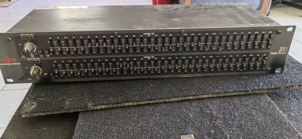 Equalizador DBX 23164284785865602120