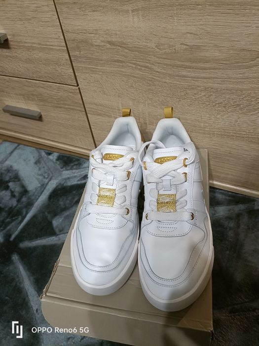 Lacoste Sneakersy  Biały rozmiar 40.5