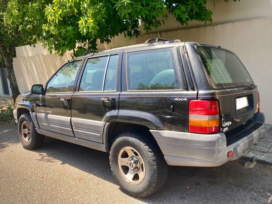 Jeep Grand Cherokee 2.5 TD Laredo