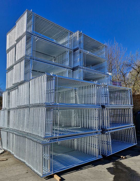 Rusztowanie 1000m2 typ Plettac P70 nowe 10m x 96m producent