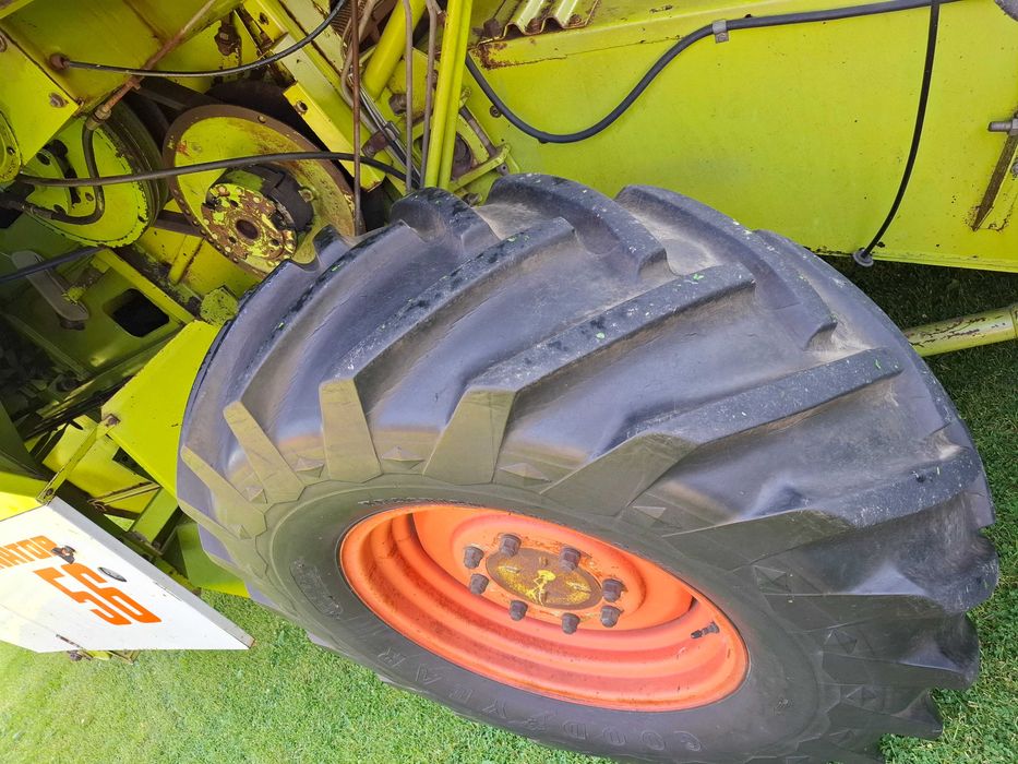 Dominator 56 claas 1250mtg
