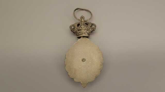 Medalha antiga  de peito de origem  Belga